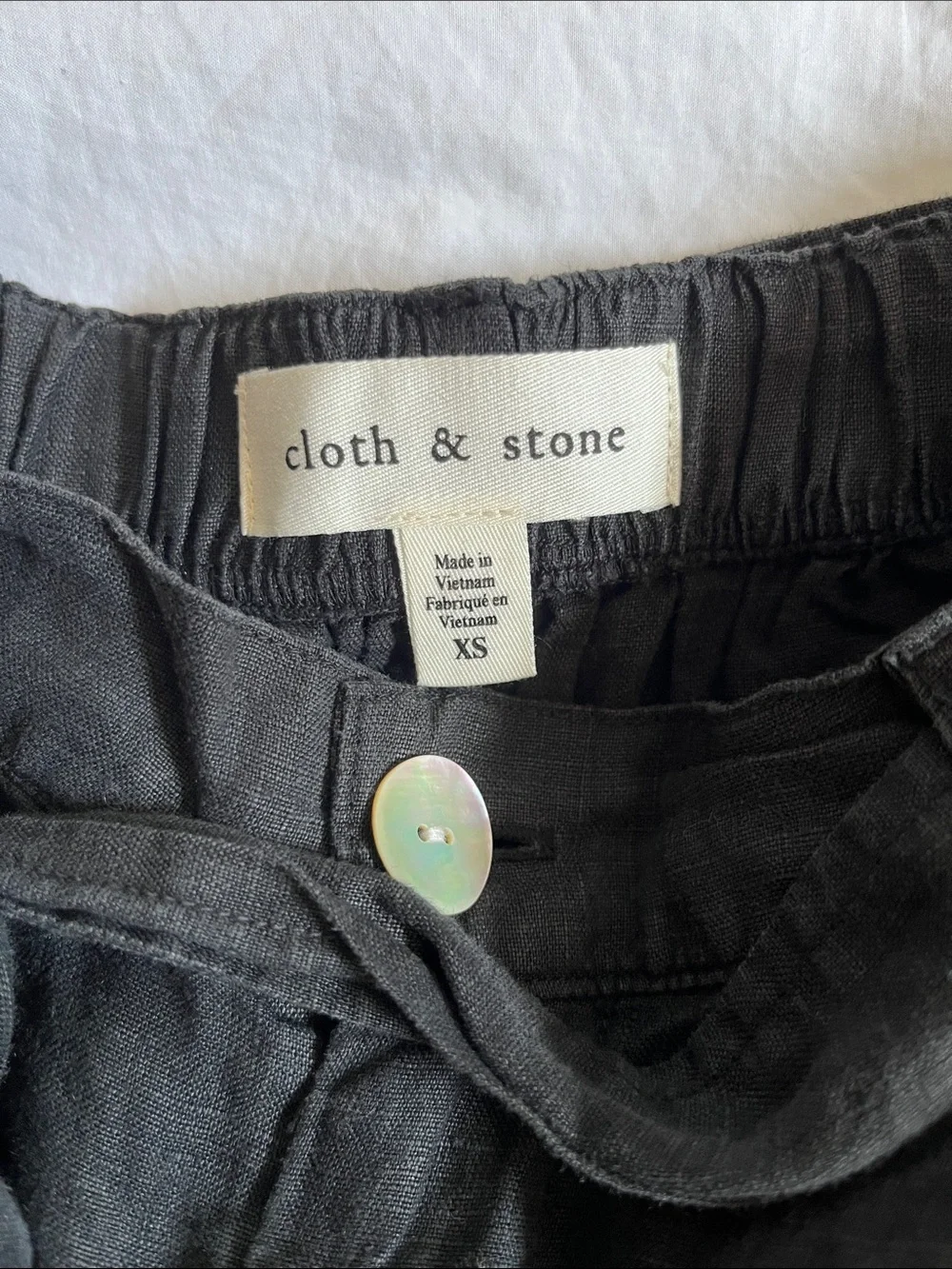 Cloth & Stone black 100% linen belted waist Shorts NWT